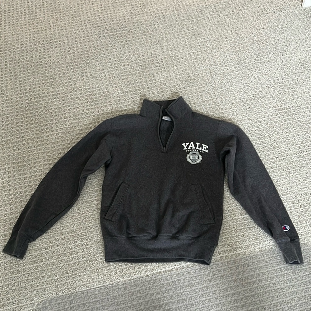 Vintage 1/4 zip Yale sweatshirt